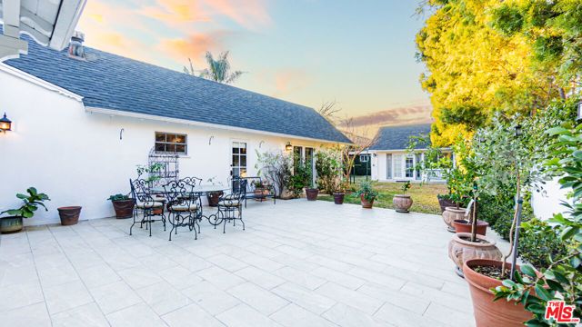 863 Manning Avenue, Los Angeles, CA 90024