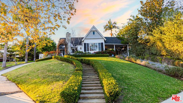 863 Manning Avenue, Los Angeles, CA 90024