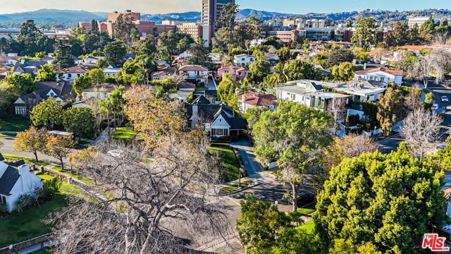 863 Manning Avenue, Los Angeles, CA 90024