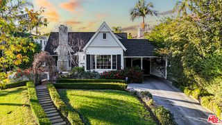 863 Manning Avenue, Los Angeles, CA 90024