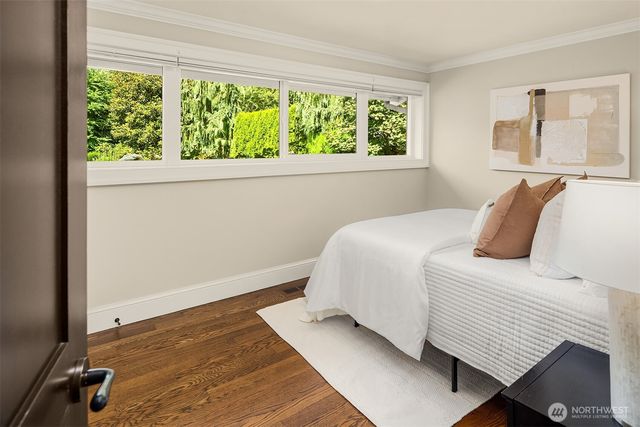 3029 92nd Avenue NE, Clyde Hill, WA 98004