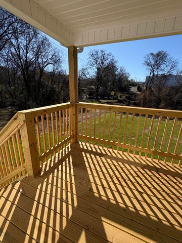 209 W Claremont Street, Gaffney, SC 29340