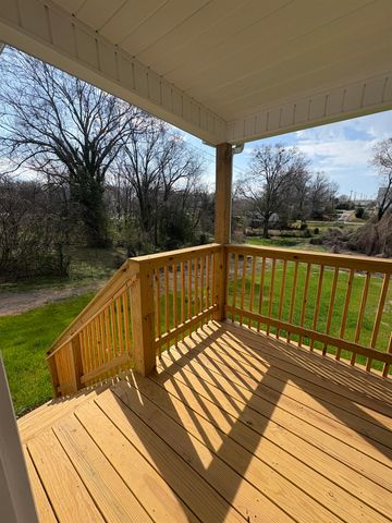 209 W Claremont St, Gaffney, SC 29340