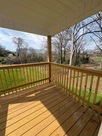 209 W Claremont St, Gaffney, SC 29340