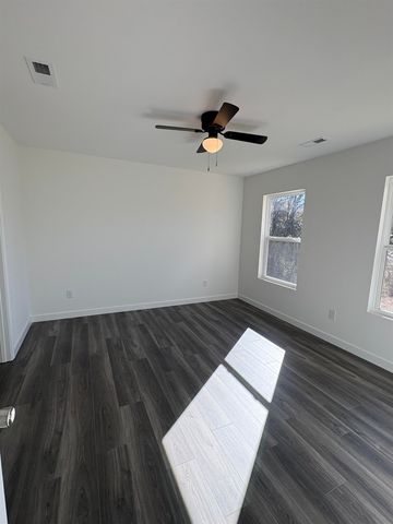 209 W Claremont Street, Gaffney, SC 29340