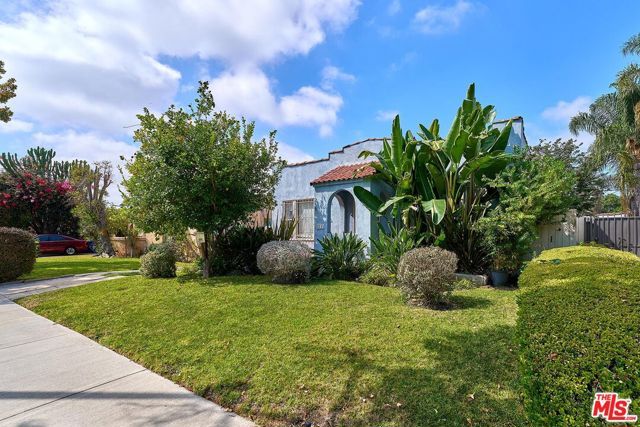 2115 S Mansfield Avenue, Los Angeles, CA 90016