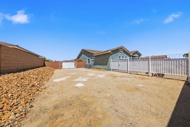 437 Emily Crossing Court, Henderson, NV 89015