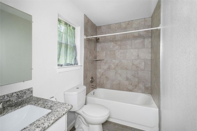 632 Luke Street B, Dayton, TX 77535