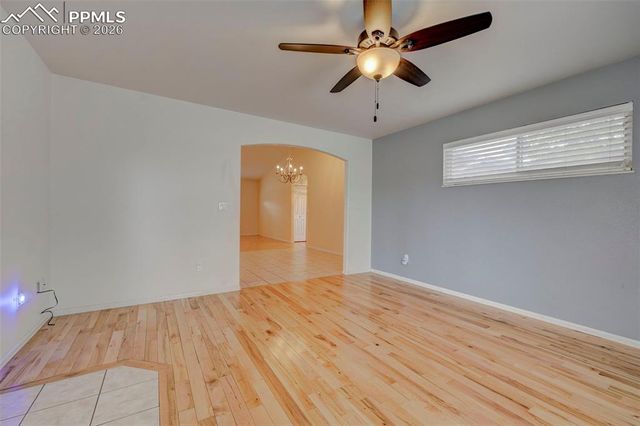 433 W Fairway Drive, Pueblo, CO 81007