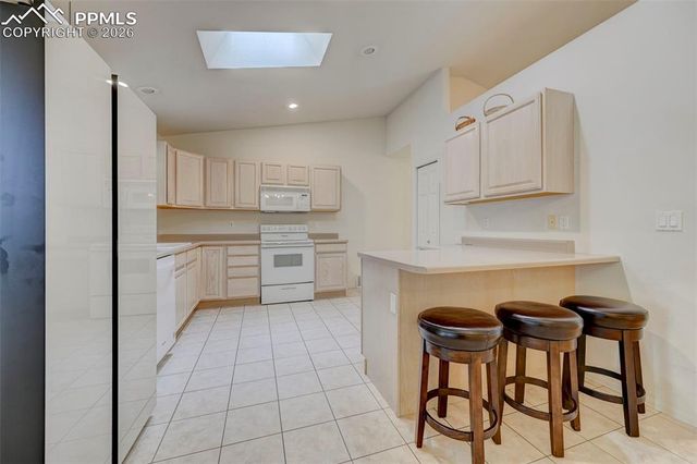 433 W Fairway Drive, Pueblo, CO 81007