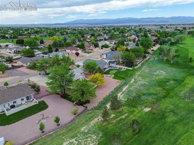 433 W Fairway Drive, Pueblo, CO 81007