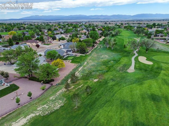 433 W Fairway Drive, Pueblo, CO 81007