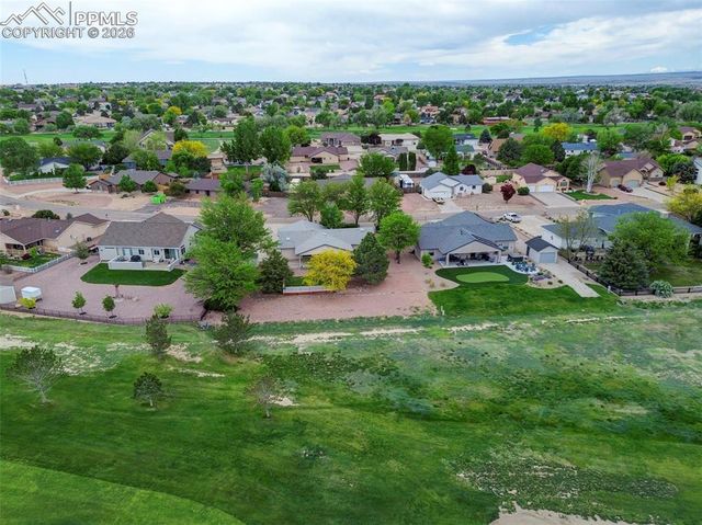 433 W Fairway Drive, Pueblo, CO 81007