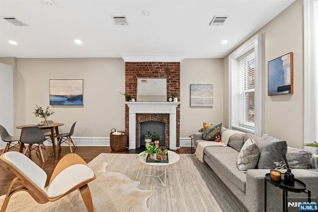 336 Bloomfield Street 2, Hoboken, NJ 07030