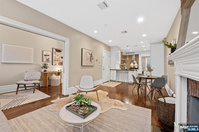 336 Bloomfield Street 2, Hoboken, NJ 07030