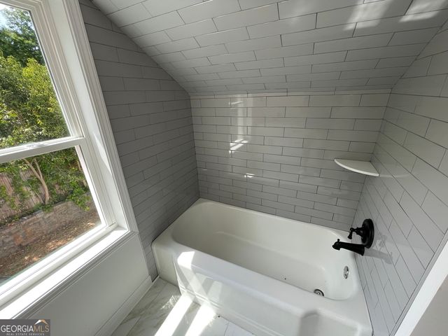 306 E Greene Street, Greensboro, GA 30642