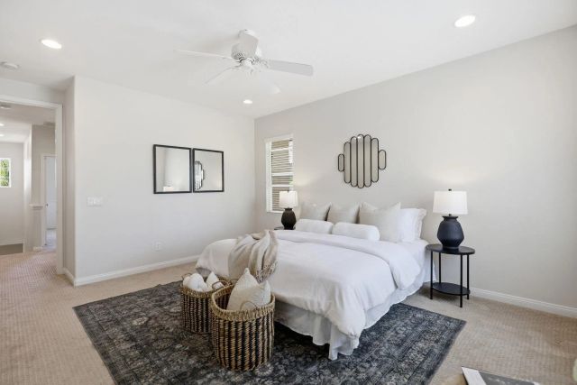 7385 Healis Pl, San Diego, CA 92129