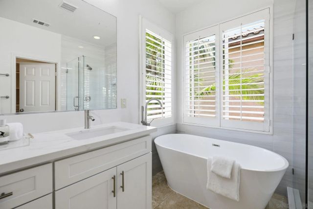 7385 Healis Pl, San Diego, CA 92129