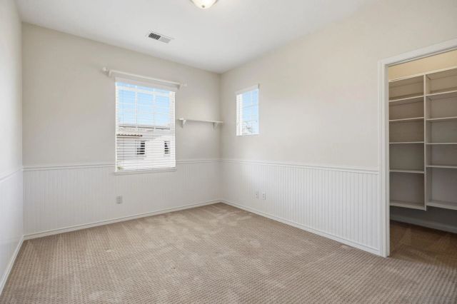 7385 Healis Pl, San Diego, CA 92129