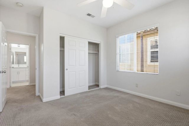 7385 Healis Pl, San Diego, CA 92129