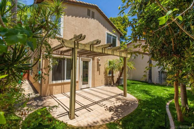 7385 Healis Pl, San Diego, CA 92129