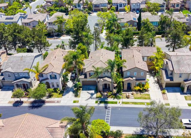 7385 Healis Pl, San Diego, CA 92129