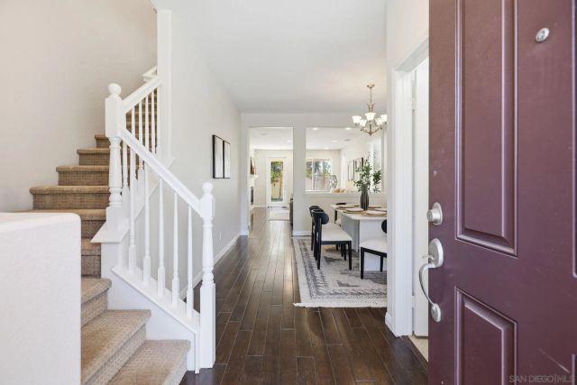 7385 Healis Pl, San Diego, CA 92129