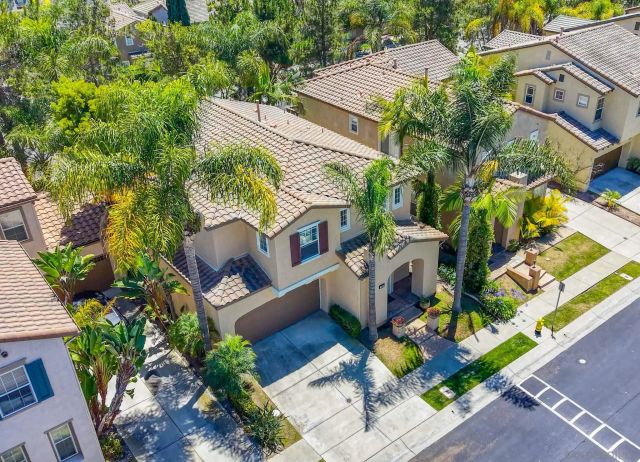 7385 Healis Pl, San Diego, CA 92129