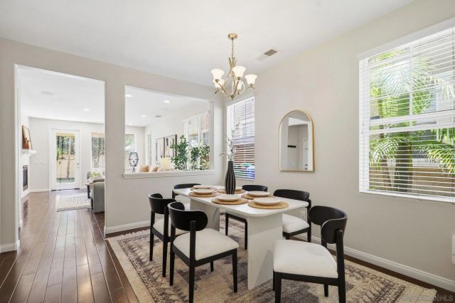 7385 Healis Pl, San Diego, CA 92129