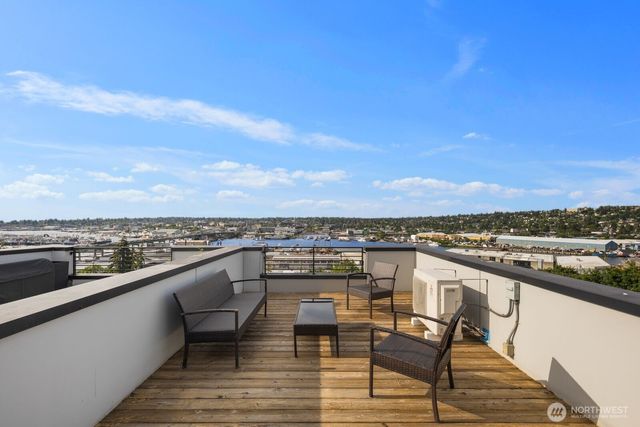 1208 W Emerson Street, Seattle, WA 98119