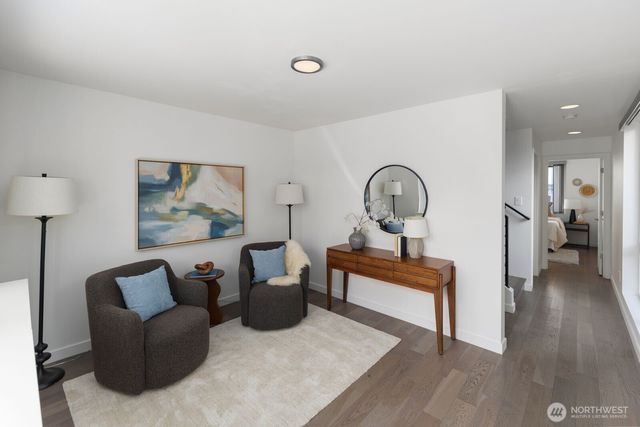 1208 W Emerson Street, Seattle, WA 98119