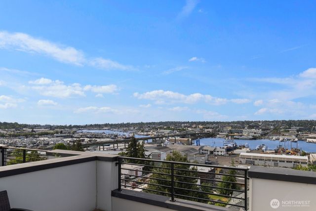 1208 W Emerson Street, Seattle, WA 98119