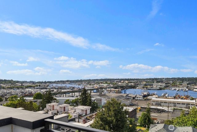1208 W Emerson Street, Seattle, WA 98119