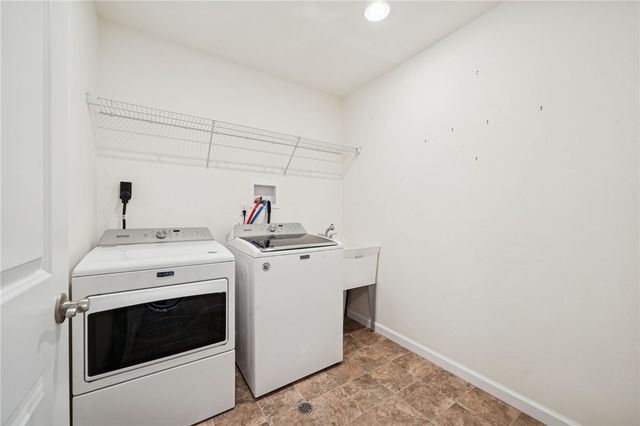 504 Sunview Circle, Derry Twp, PA 15650