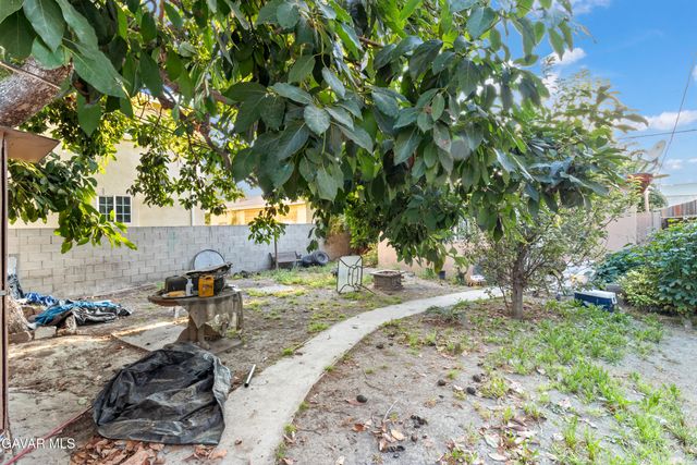 5731 2nd Avenue, Los Angeles, CA 90043