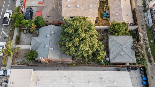 5731 2nd Avenue, Los Angeles, CA 90043