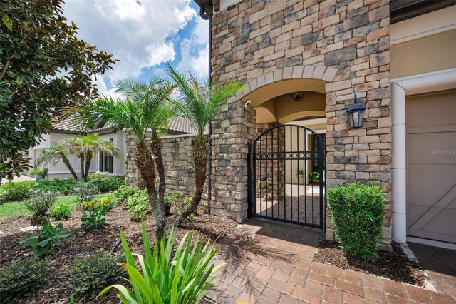 8707 SORANO VILLA DRIVE, Tampa, FL 33647
