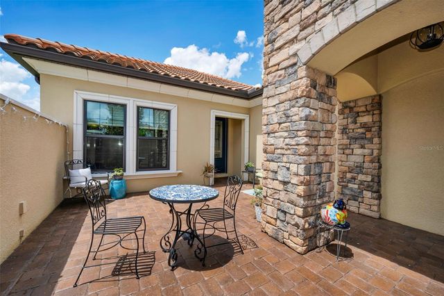 8707 SORANO VILLA DRIVE, Tampa, FL 33647