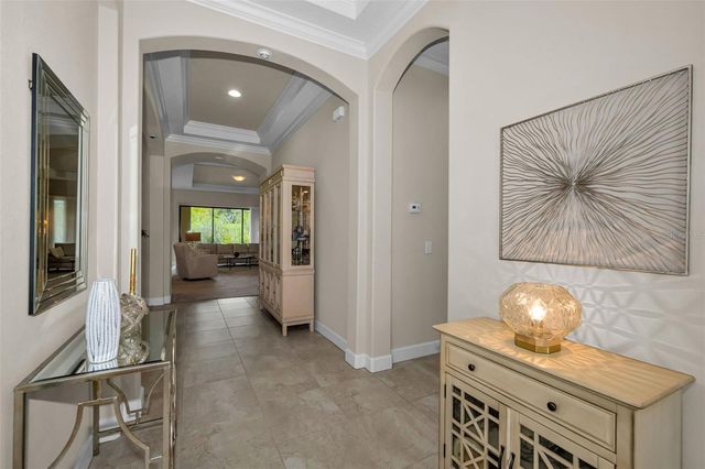 8707 SORANO VILLA DRIVE, Tampa, FL 33647