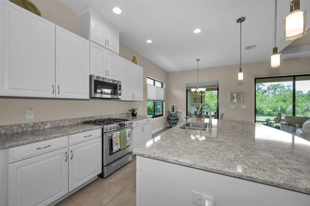 8707 SORANO VILLA DRIVE, Tampa, FL 33647