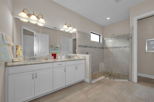 8707 SORANO VILLA DRIVE, Tampa, FL 33647