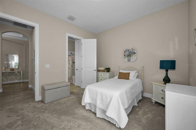 8707 SORANO VILLA DRIVE, Tampa, FL 33647
