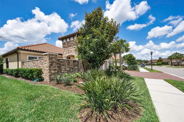 8707 SORANO VILLA DRIVE, Tampa, FL 33647
