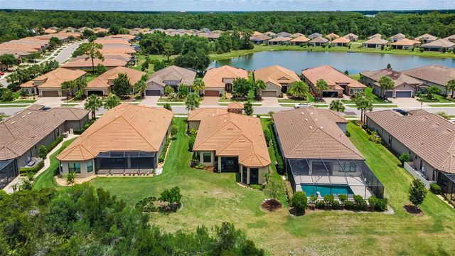 8707 SORANO VILLA DRIVE, Tampa, FL 33647