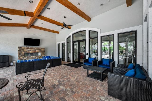 8707 SORANO VILLA DRIVE, Tampa, FL 33647
