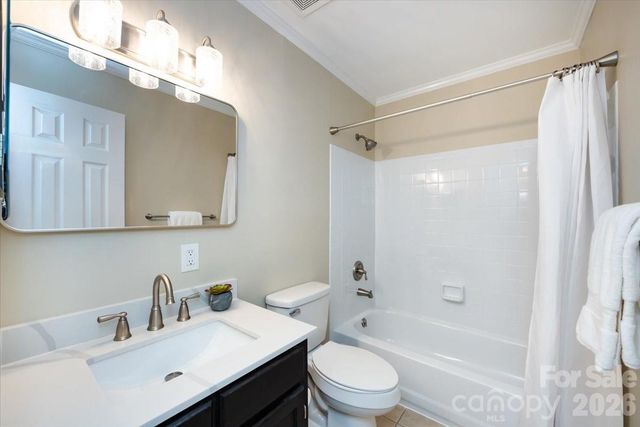 430 Queens Road 221, Charlotte, NC 28207