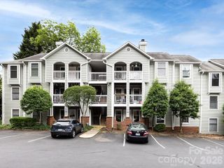430 Queens Road 221, Charlotte, NC 28207