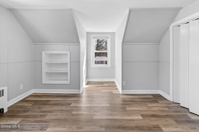 7 Newcomb Drive, Colonie, NY 12211