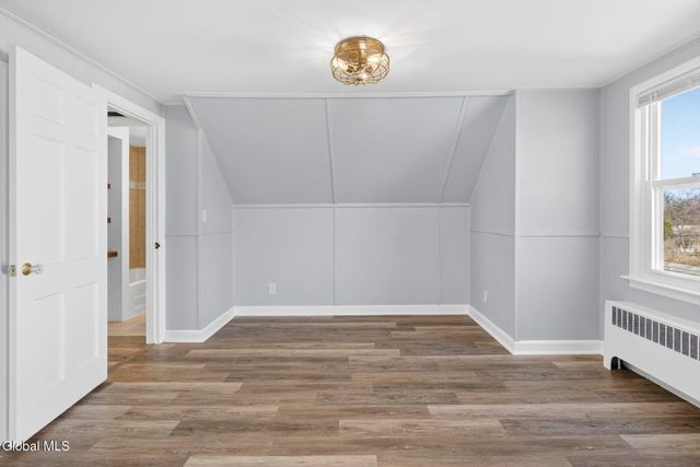 7 Newcomb Drive, Colonie, NY 12211