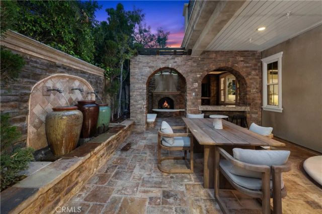 30 Exploration, Irvine, CA 92618